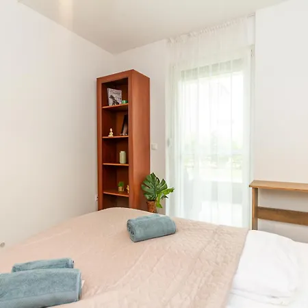 Appartement 2br Lakeside Haven W Ac By Nw Siófok