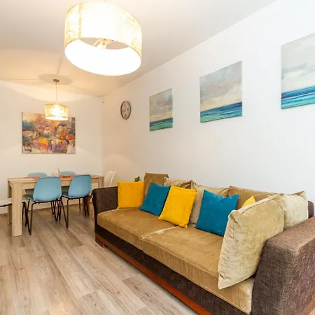 Appartement 2br Lakeside Haven W Ac By Nw Siófok