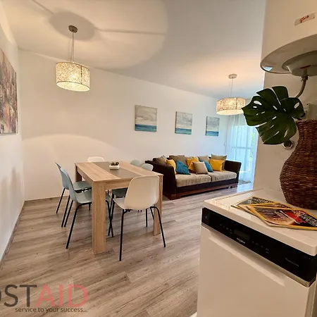 2br Lakeside Haven W Ac By Nw Appartement *