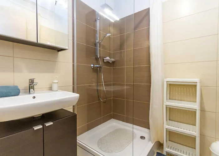 2br Lakeside Haven W Ac By Nw Διαμέρισμα *