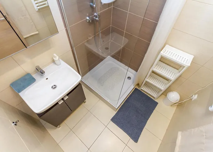 2br Lakeside Haven W Ac By Nw Διαμέρισμα *